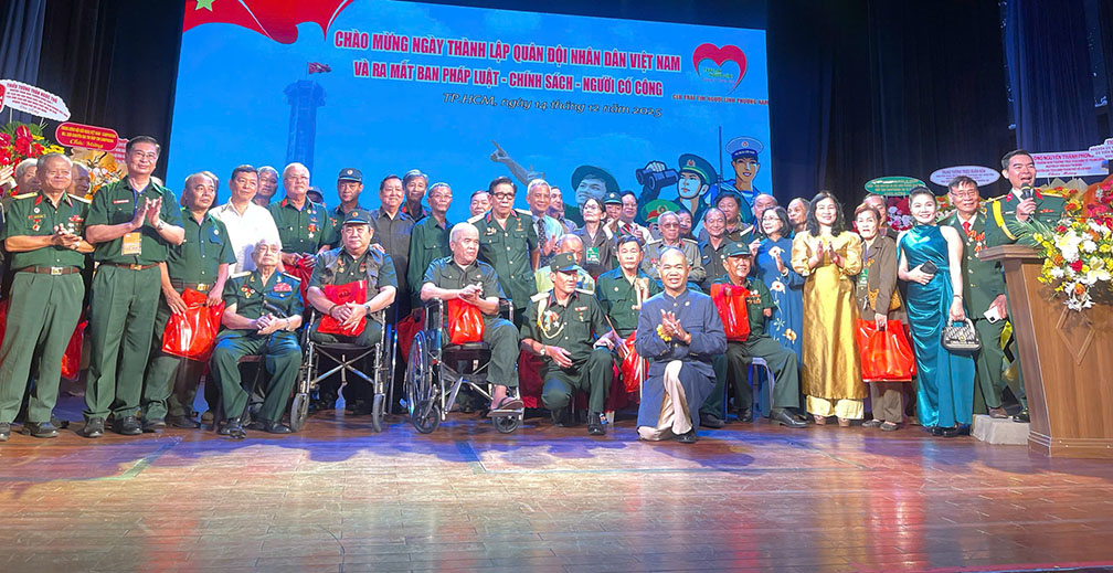 Câu lạc bộ Trái tim người lính phương Nam ra mắt Ban Pháp luật - Chính Sách - Người có công

